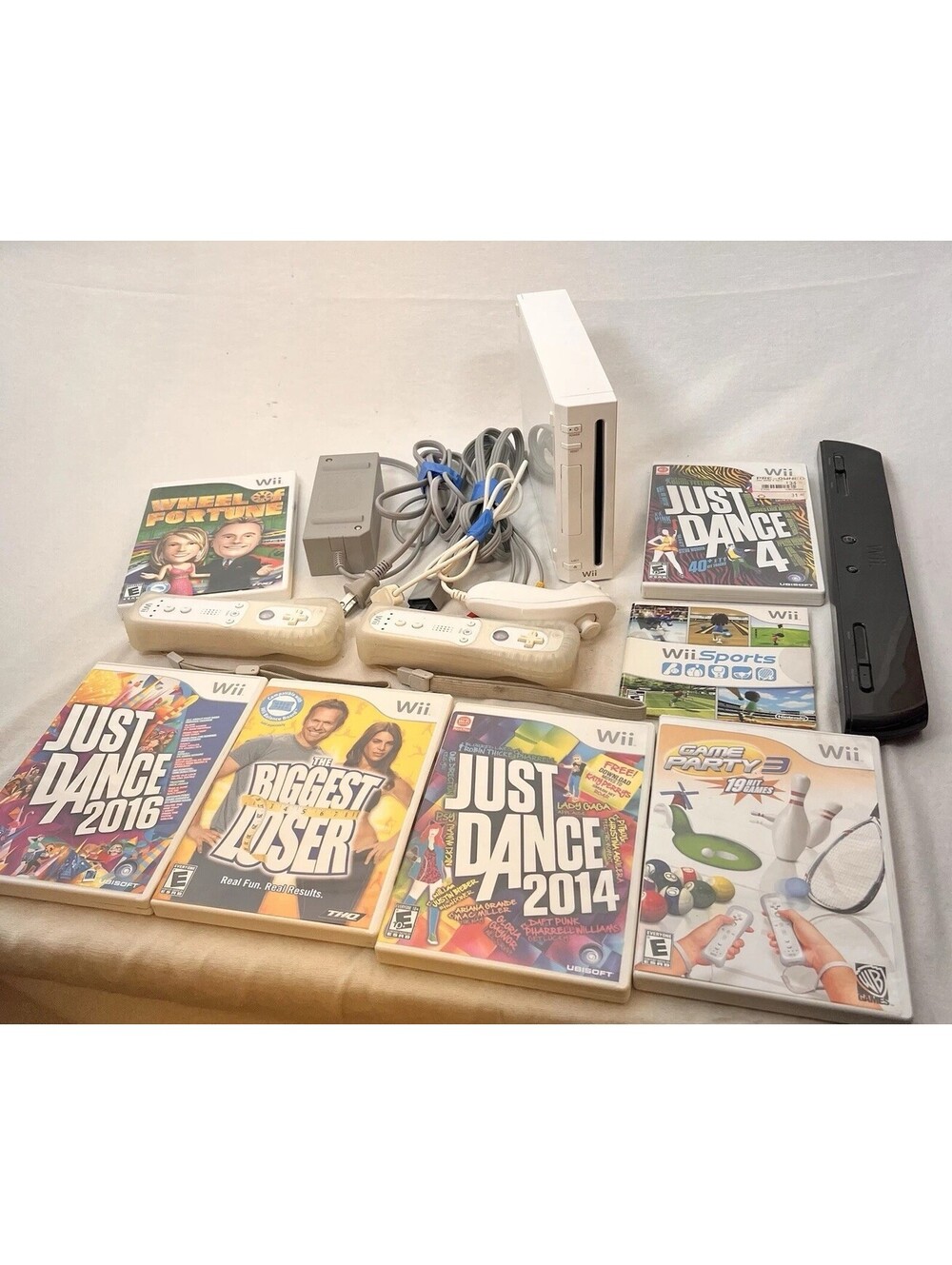 Nintendo Wii Console Bundle RVL-001 With 7 Games, Cables, Sensor Bar - Tested